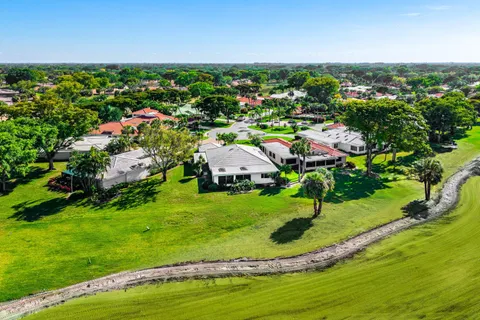 $824,900 | 35 Estate Drive, Boynton Beach, FL 33436