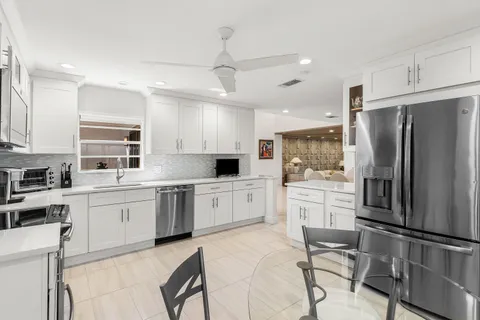 $824,900 | 35 Estate Drive, Boynton Beach, FL 33436