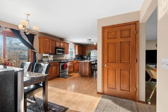 $299,900 | 2203 East College Avenue, Appleton, WI 54915