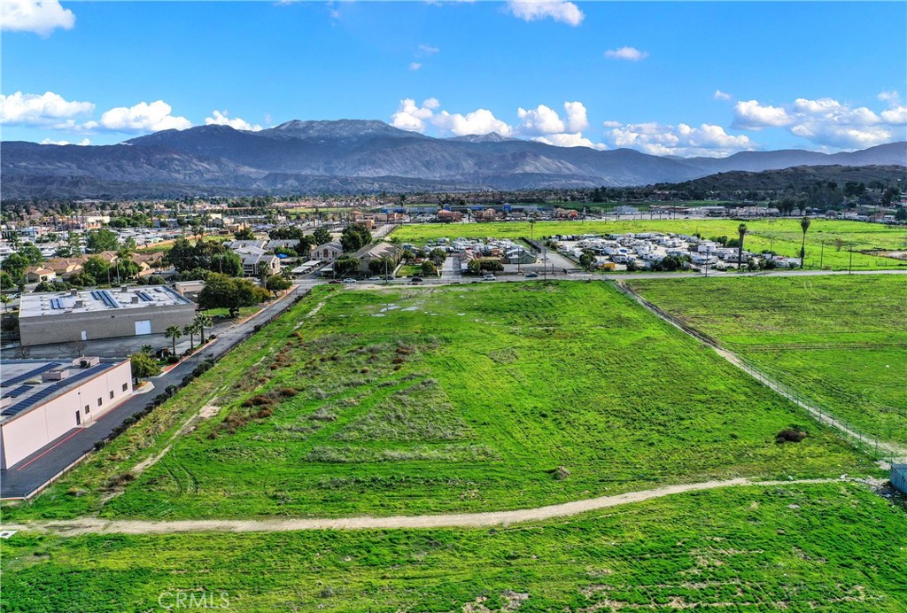 0 M/l In Por Trail Hemet, CA 92543 - Photo 9 of 9 a view of a city with sunset view
