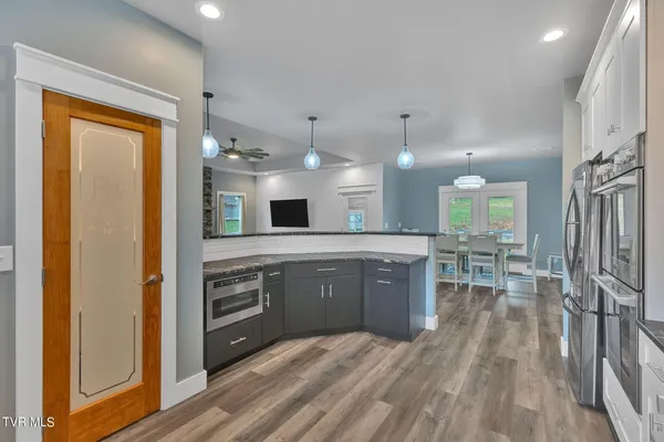 $699,000 | 283 Old Island Trail, Kingsport, TN 37664