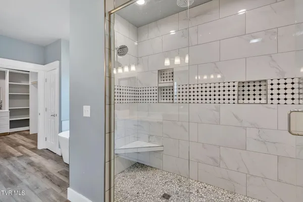 $699,000 | 283 Old Island Trail, Kingsport, TN 37664