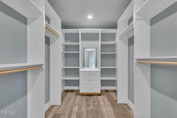 $699,000 | 283 Old Island Trail, Kingsport, TN 37664