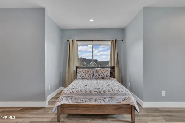 $699,000 | 283 Old Island Trail, Kingsport, TN 37664