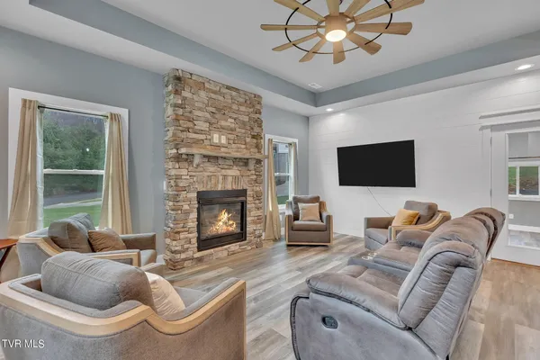 $699,000 | 283 Old Island Trail, Kingsport, TN 37664