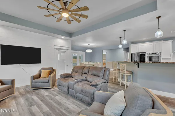 $699,000 | 283 Old Island Trail, Kingsport, TN 37664