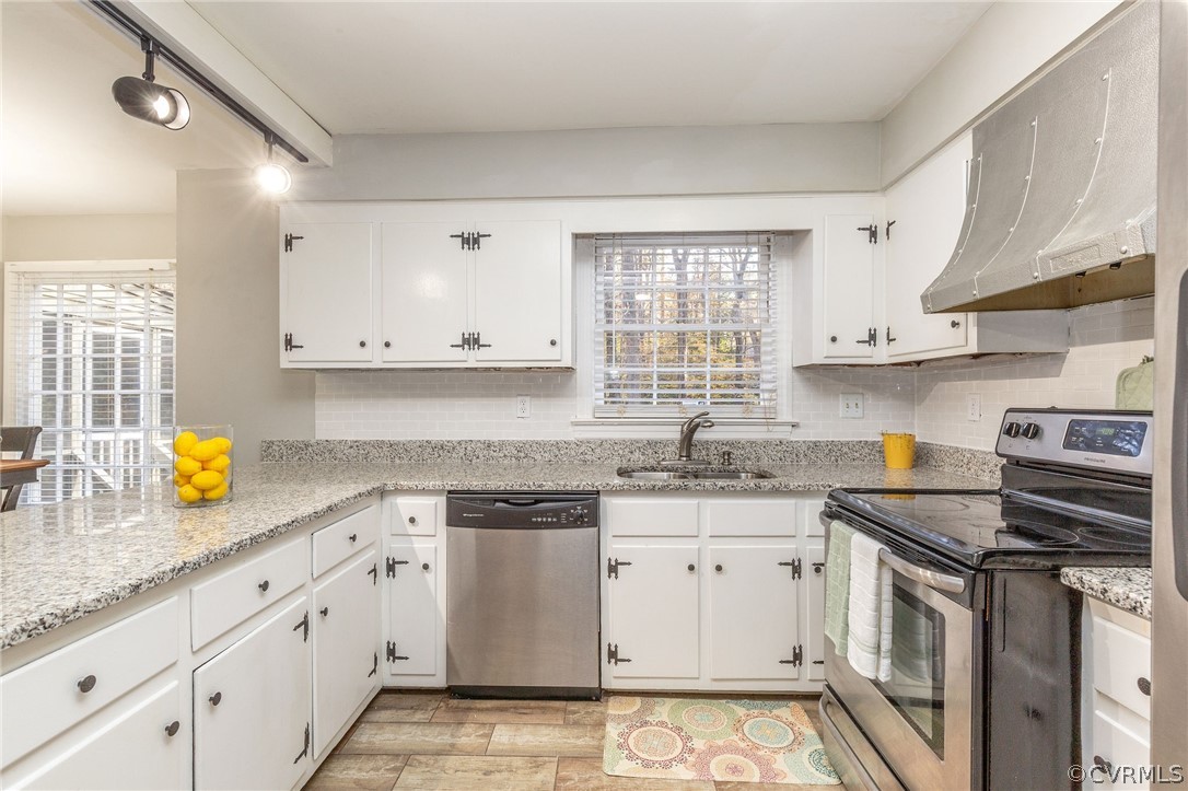 3905 Timber Ridge Place Midlothian, VA 23112 - Photo 16 of 40 Beautiful Kitchen!