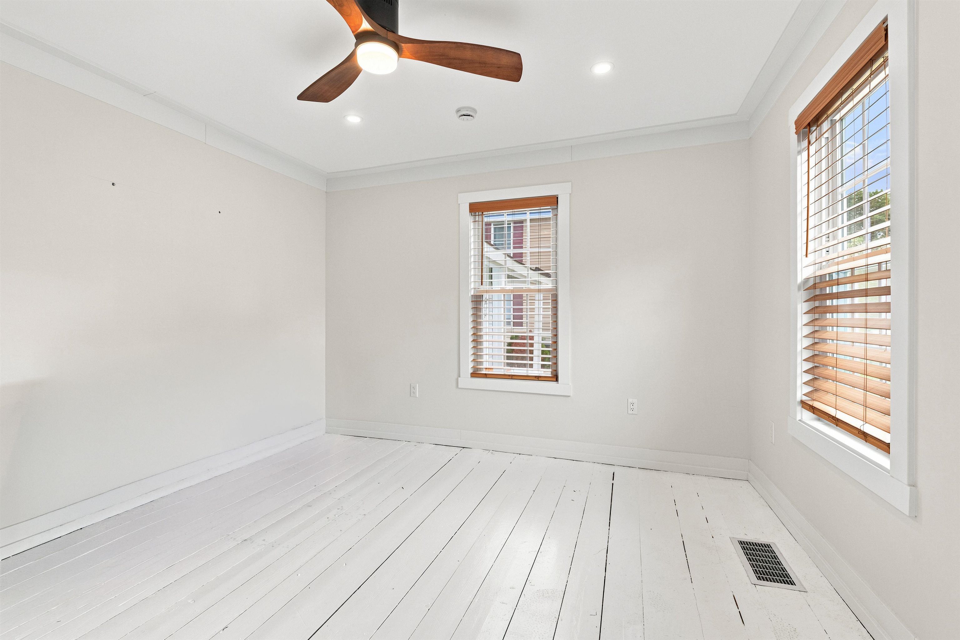 72 Franklin Street Concord, NH 03301 - Photo 24 of 45