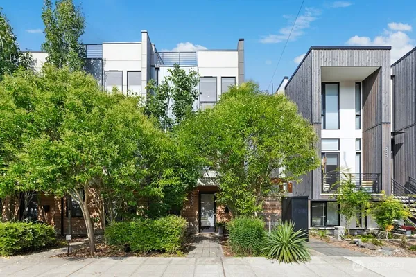 $825,000 | 2233 Minor Avenue East, Unit C, Seattle, WA 98102
