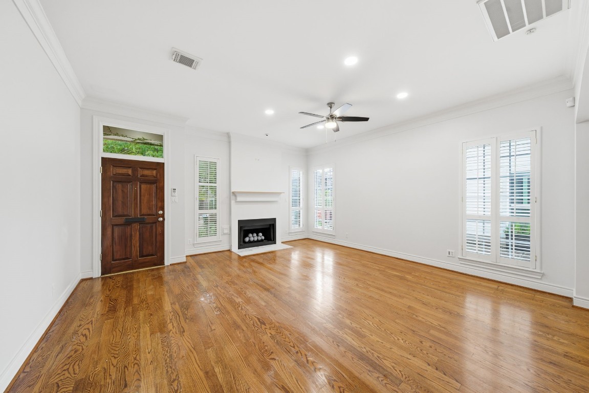 1736 Colquitt Street, Unit A Houston, TX 77098 - Photo 4 of 45