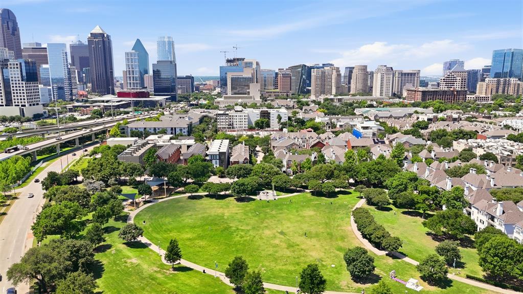 2111 Clark Street, Unit H Dallas, TX 75204 - Photo 29 of 37 a view of a city