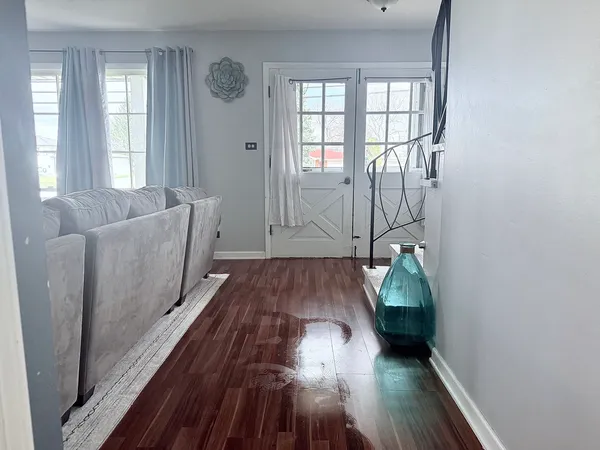 $495,500 | 510 South Mt Prospect Road, Des Plaines, IL 60016