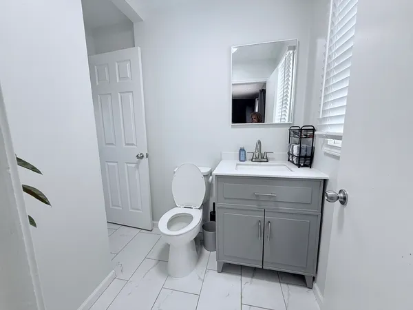 $495,500 | 510 South Mt Prospect Road, Des Plaines, IL 60016