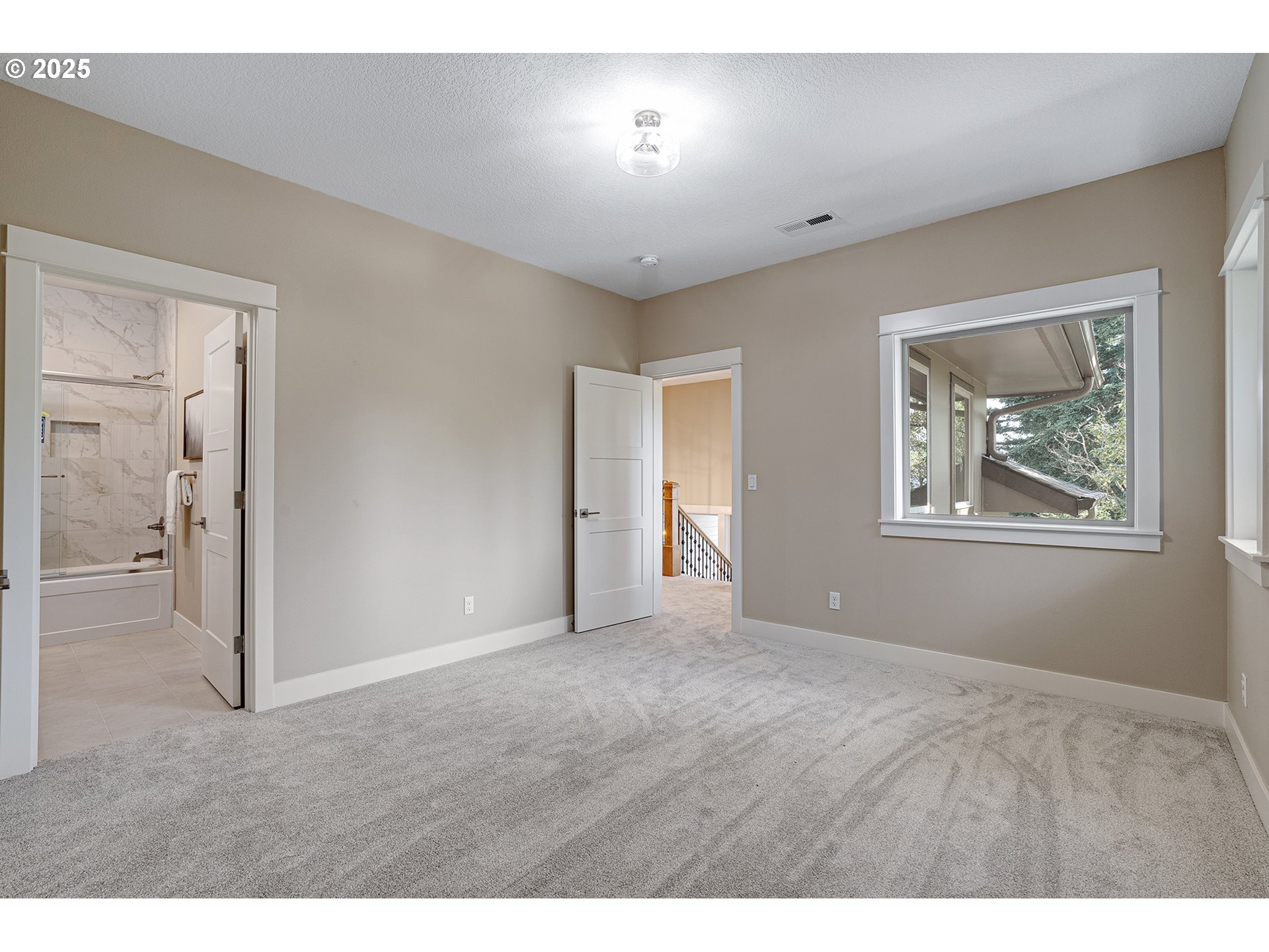 14 Juarez Lake Oswego, OR 97035 - Photo 24 of 38