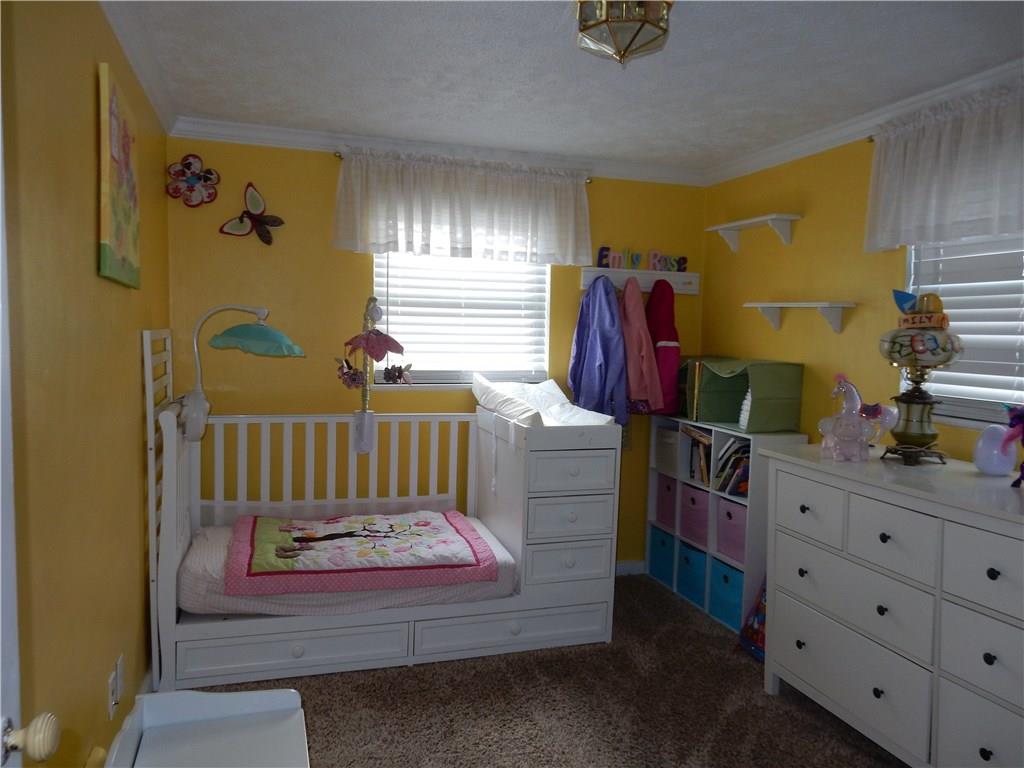 271 Castle Road Pittsburgh, PA 15234 - Photo 10 of 21 Gallery Image 10