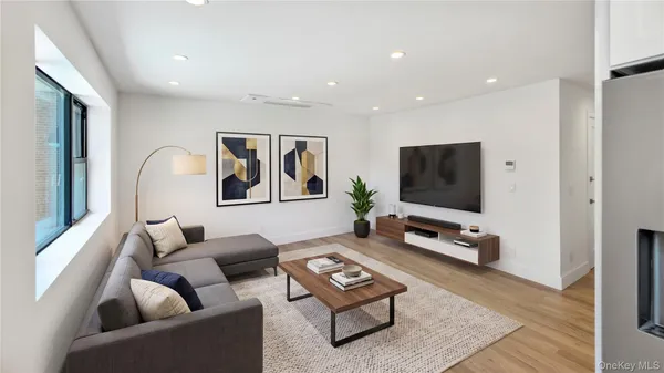 $2,199,000 | 31-04 28th Avenue | Astoria