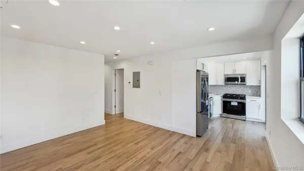 $2,199,000 | 31-04 28th Avenue | Astoria