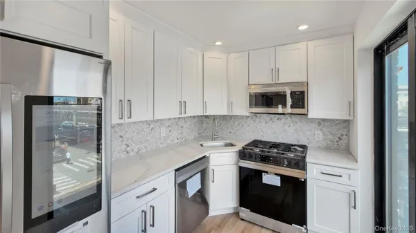 $2,199,000 | 31-04 28th Avenue | Astoria