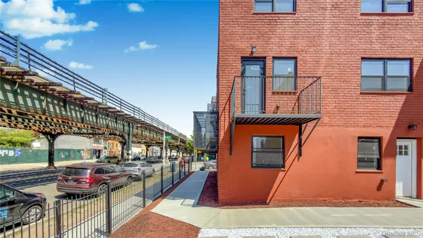 $2,199,000 | 31-04 28th Avenue | Astoria