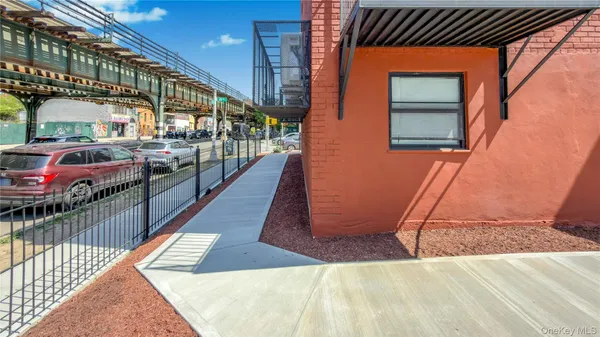 $2,199,000 | 31-04 28th Avenue | Astoria