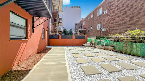 $2,199,000 | 31-04 28th Avenue | Astoria