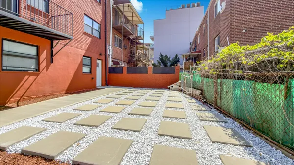 $2,199,000 | 31-04 28th Avenue | Astoria