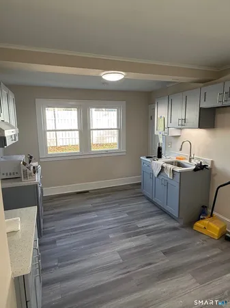 $1,950 | 484 West Street, Bristol, CT 06010