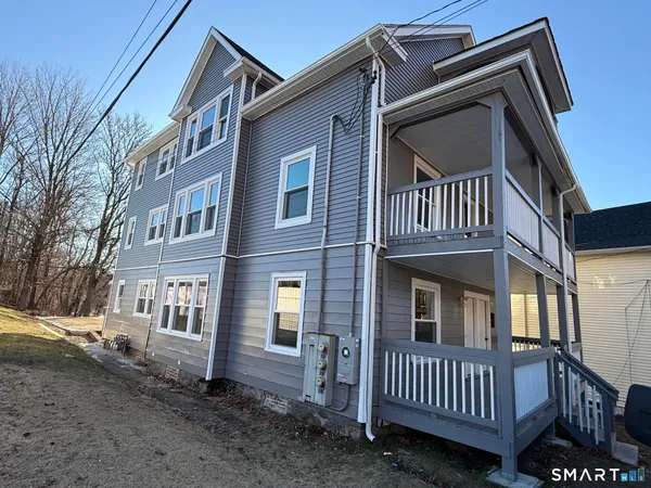 $1,950 | 484 West Street, Bristol, CT 06010