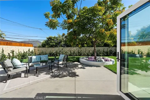 $2,599,000 | 9072 Niguel Circle, Huntington Beach, CA 92646