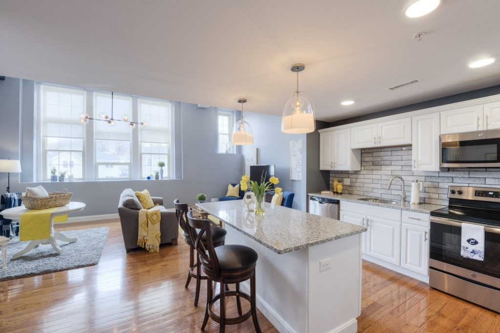 18 Eagle Nest Road, Unit 333 Clinton, MA 01510 - Photo 1 of 21 Gallery Image 1