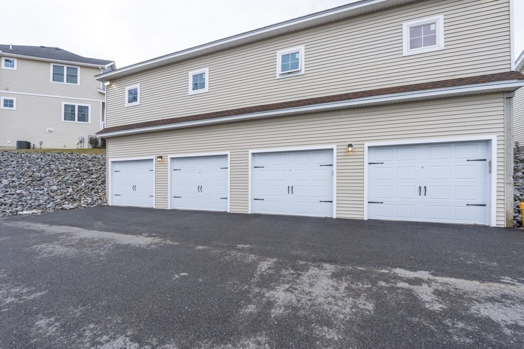18 Eagle Nest Road, Unit 333 Clinton, MA 01510 - Photo 18 of 21 Gallery Image 18