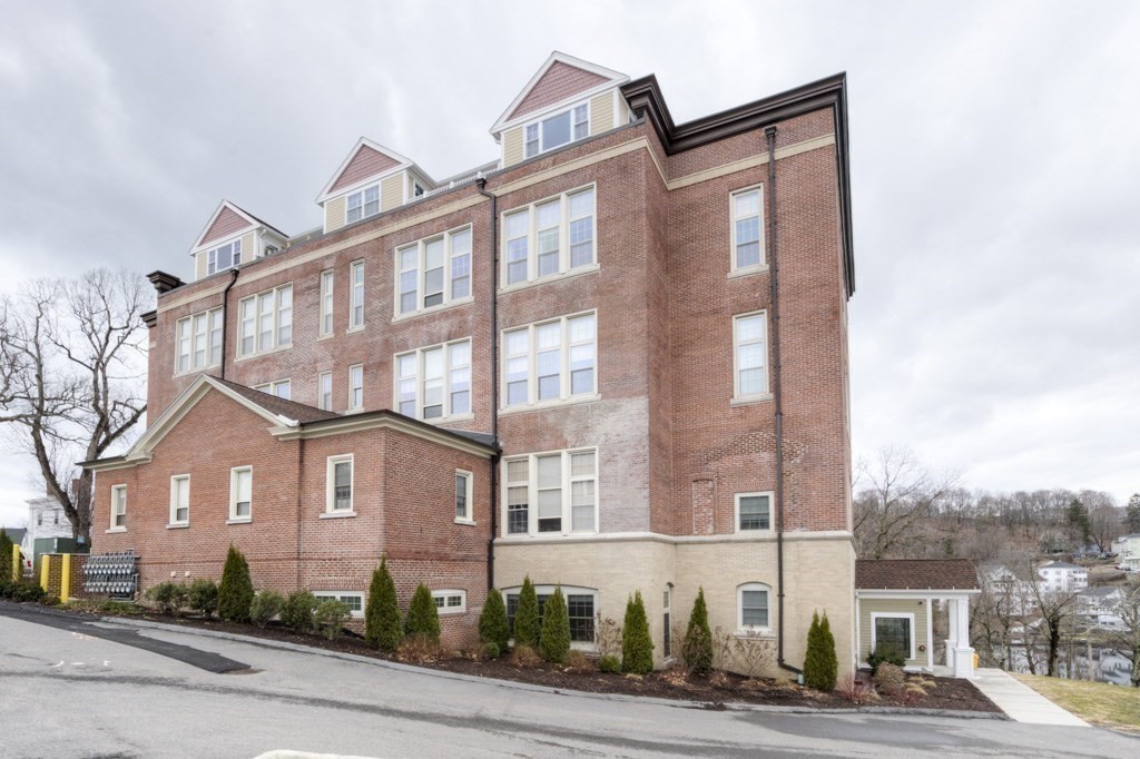 18 Eagle Nest Road, Unit 333 Clinton, MA 01510 - Photo 21 of 21 Gallery Image 21