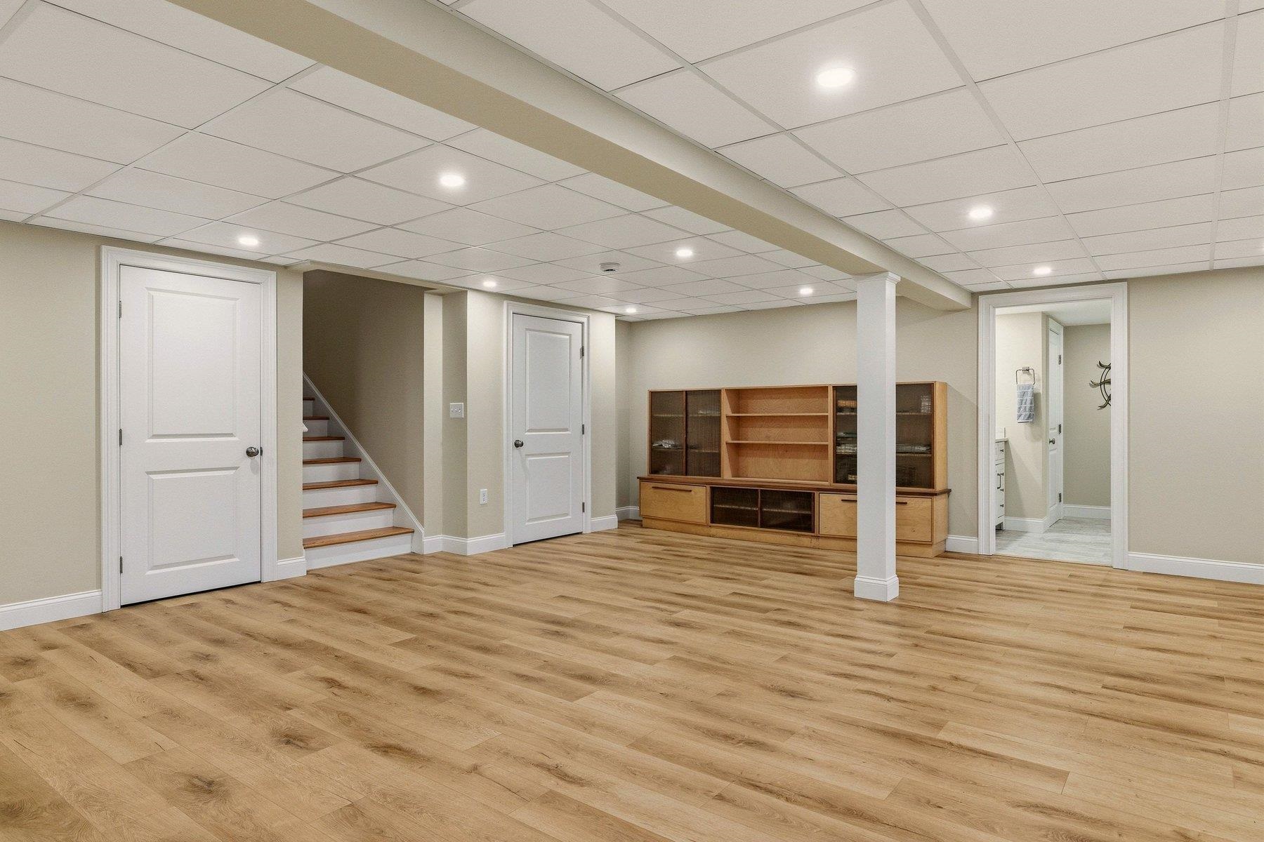 6 Hayden Drive Dover, NH 03820 - Photo 36 of 49