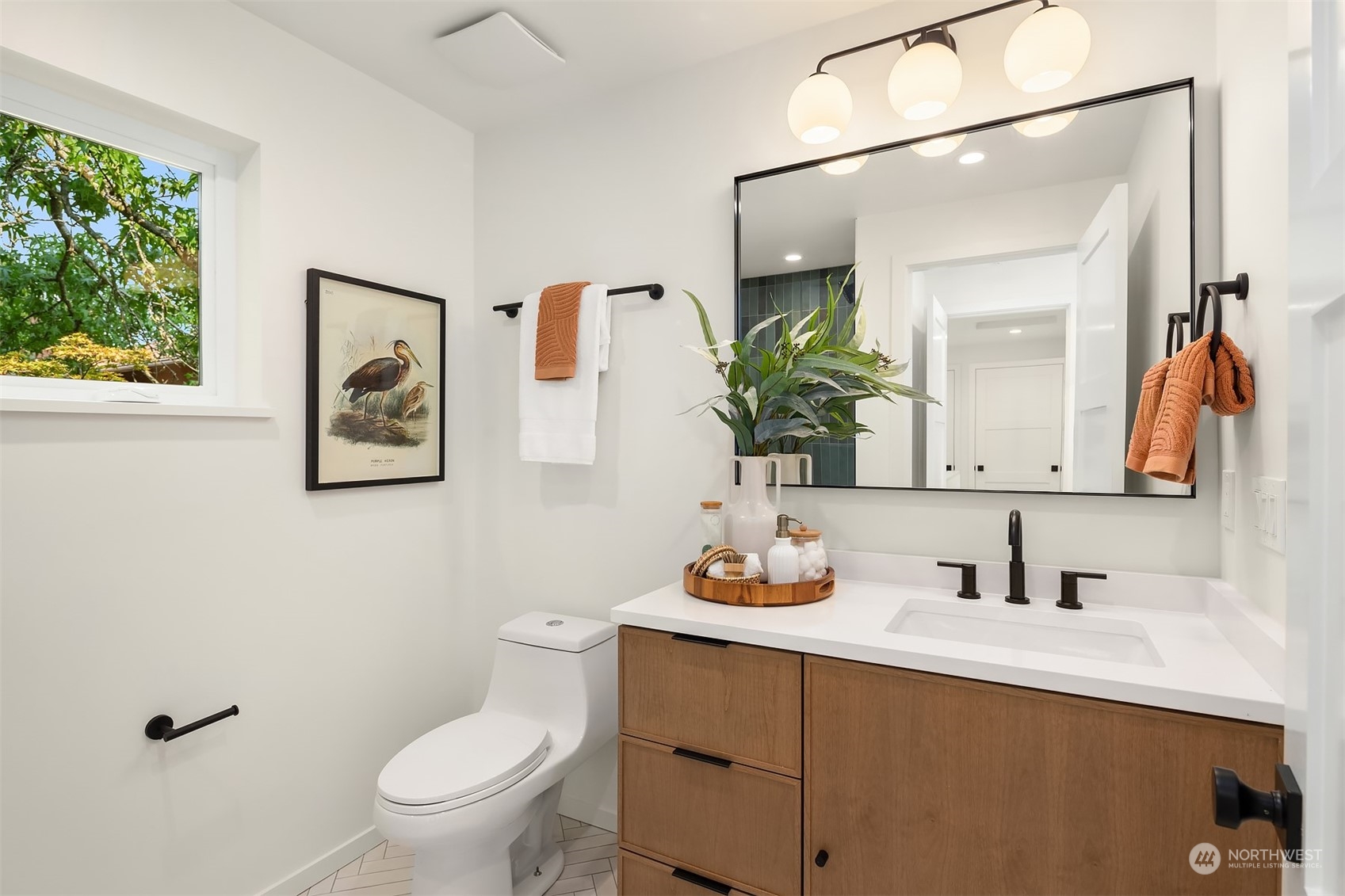 3230 Northeast 86th Street Seattle, WA 98115 - Photo 14 of 16