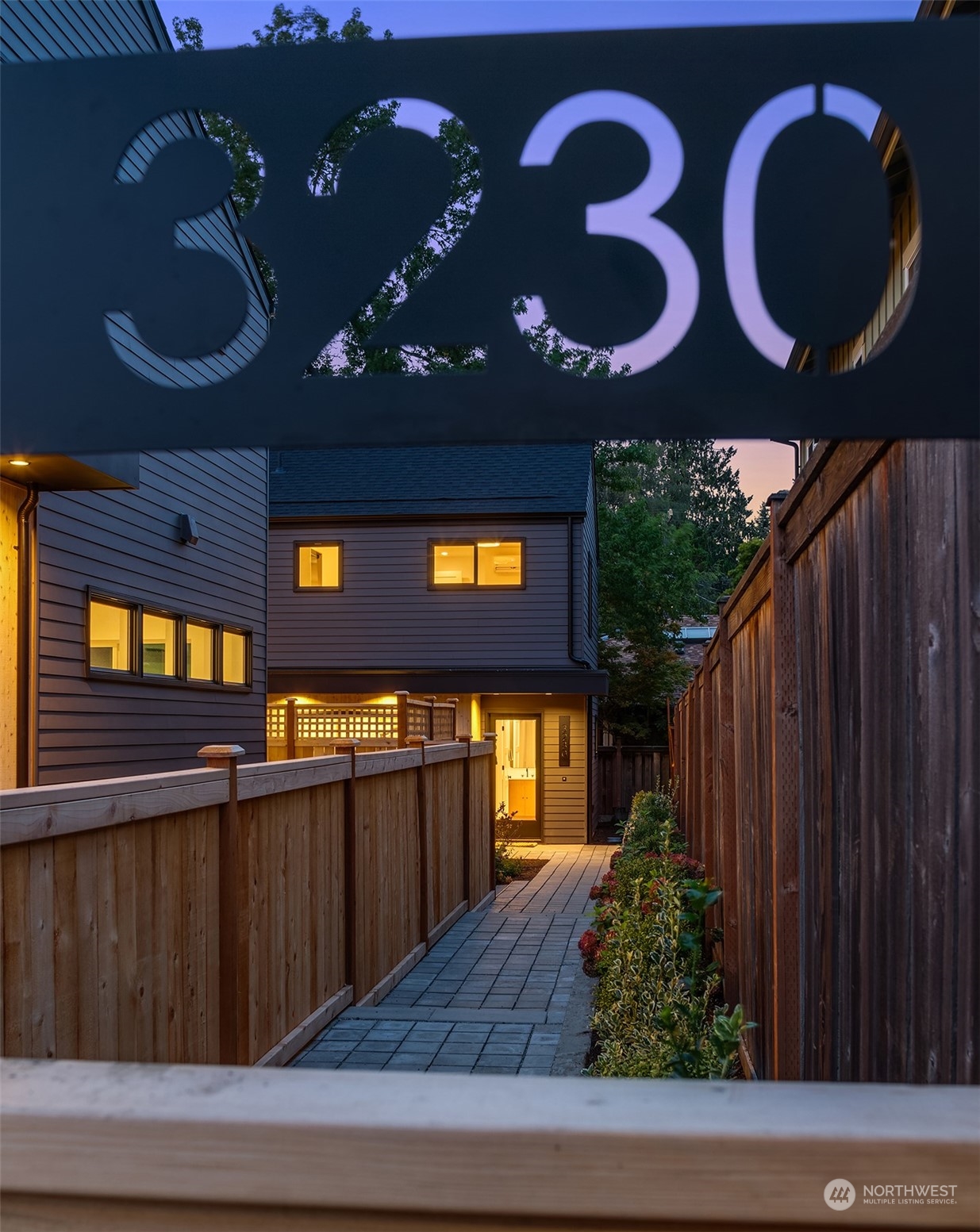 3230 Northeast 86th Street Seattle, WA 98115 - Photo 3 of 16