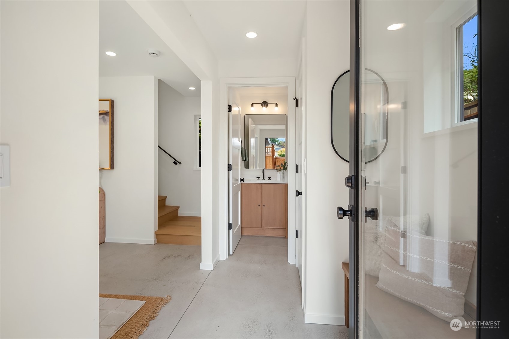 3230 Northeast 86th Street Seattle, WA 98115 - Photo 4 of 16