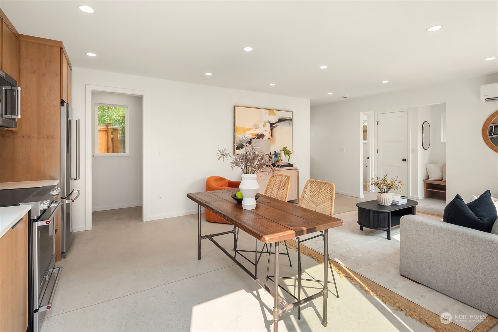 3230 Northeast 86th Street Seattle, WA 98115 - Photo 8 of 16