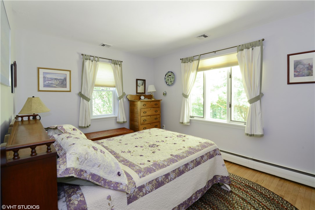 60 Diamond Hill Road Hopkinton, RI 02808 - Photo 10 of 15