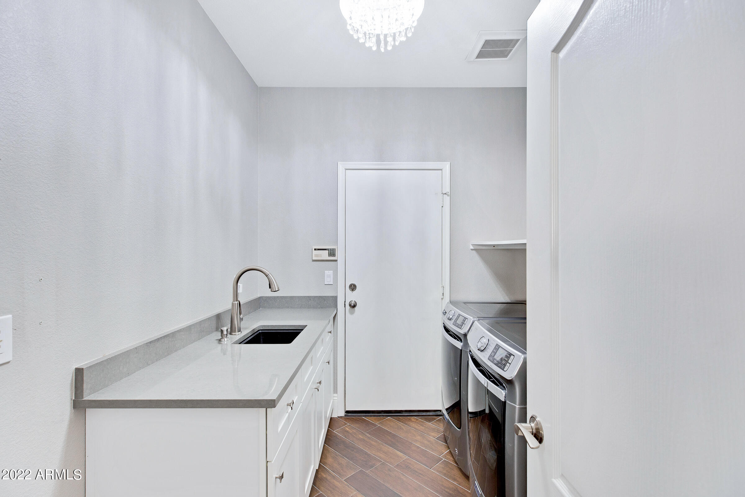 7705 East Doubletree Ranch Road, Unit 38 Scottsdale, AZ 85258 - Photo 39 of 47 7705 E Doubletree Ranch Rd #38-40