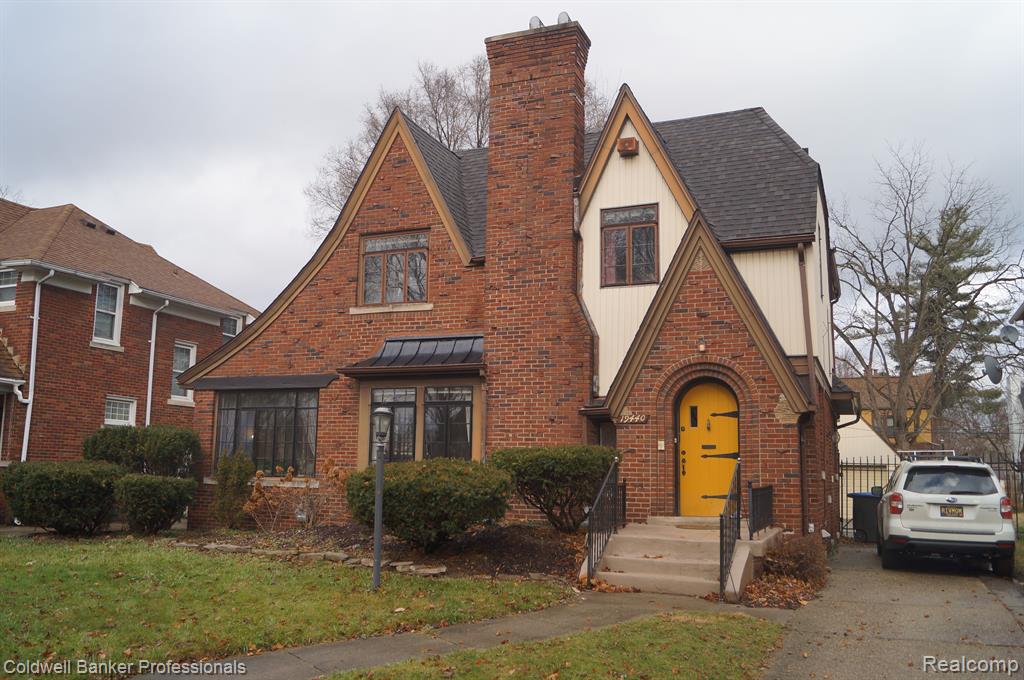 19440 Gainsborough Road Detroit, MI 48223 - Photo 2 of 47 Gallery Image 2