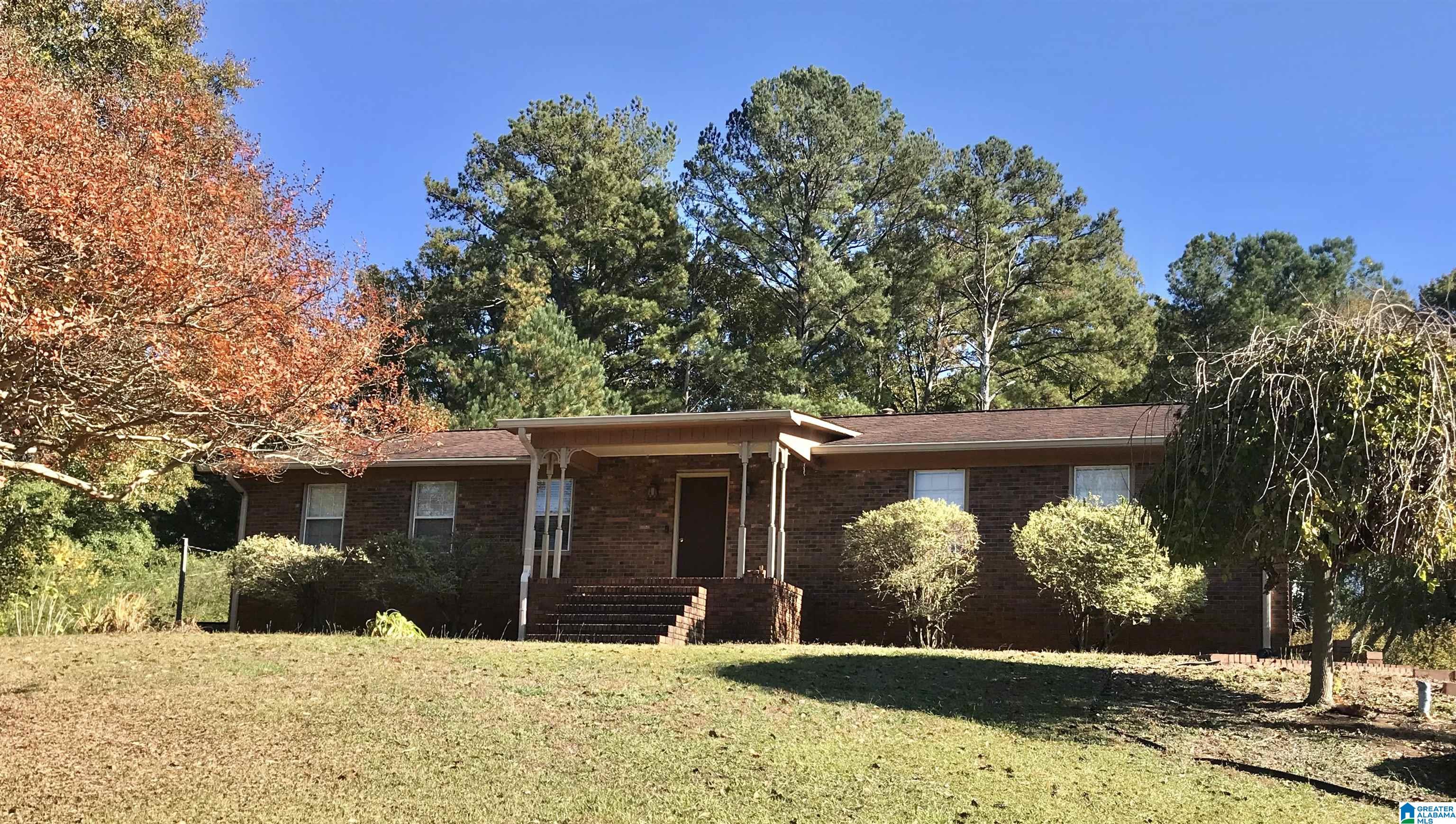 91 Oldfield Road Sylacauga, AL 35150 - Photo 2 of 41