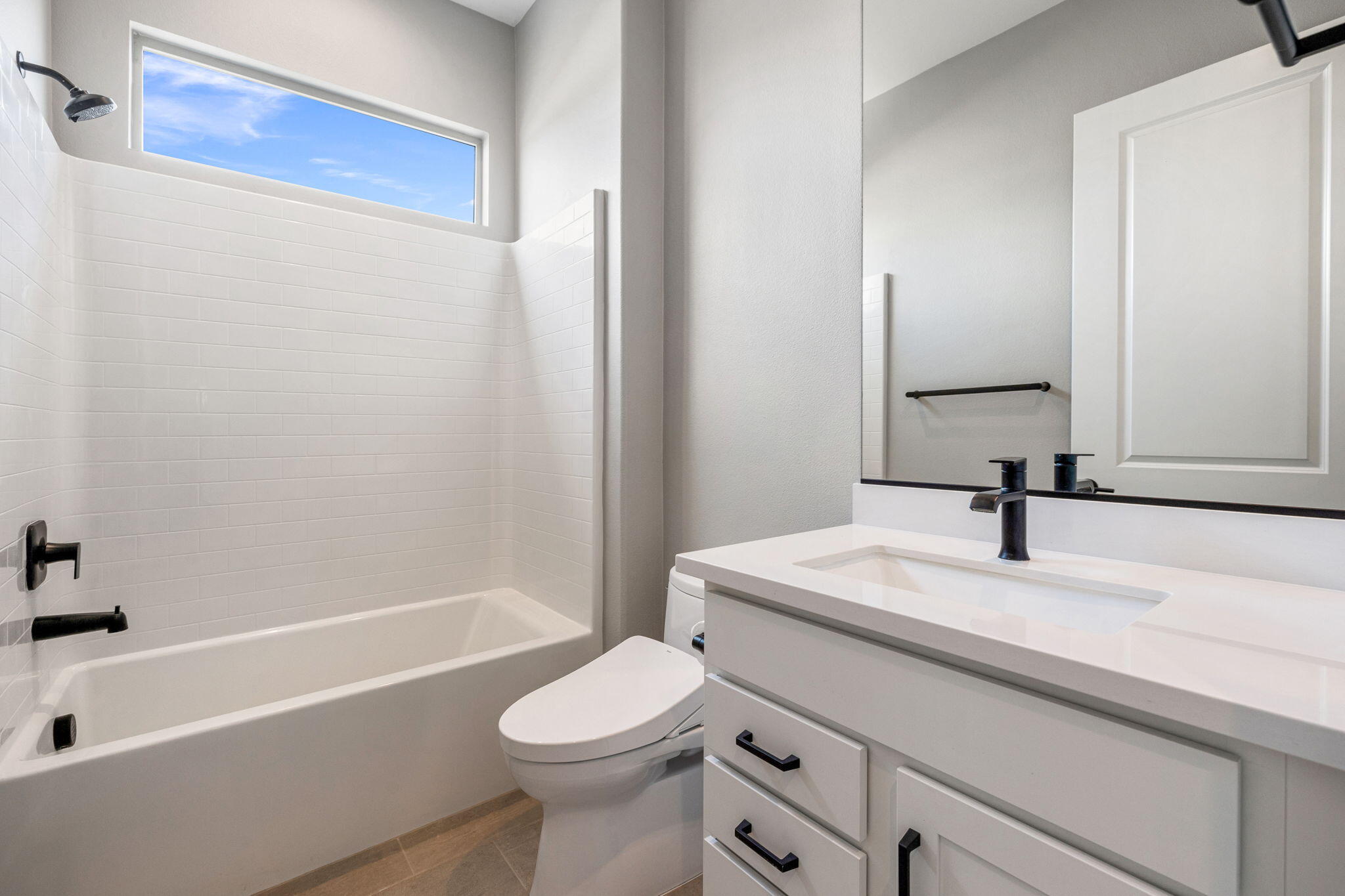 60 Prosecco Rancho Mirage, CA 92270 - Photo 47 of 48 a bathroom with a sink a toilet and a bathtub