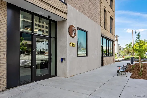 $295,000 | 3575 Chestnut Place, Unit 402, Denver, CO 80216
