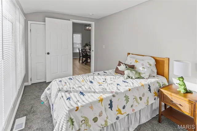 $159,000 | 523 Broadway, East Alton, IL 62024