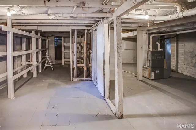 $159,000 | 523 Broadway, East Alton, IL 62024