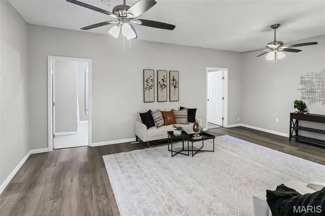 $159,000 | 523 Broadway, East Alton, IL 62024