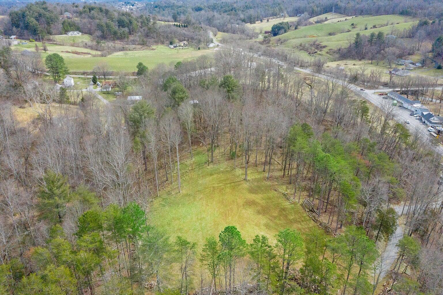 6427 Bent Mountain Road Roanoke, VA 24018 - Photo 1 of 13 a view of a lake view