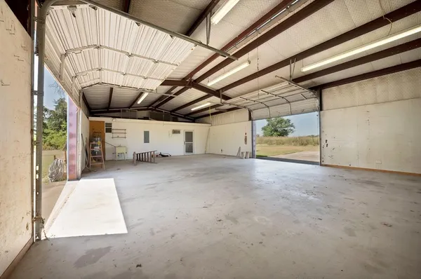 a view of a garage