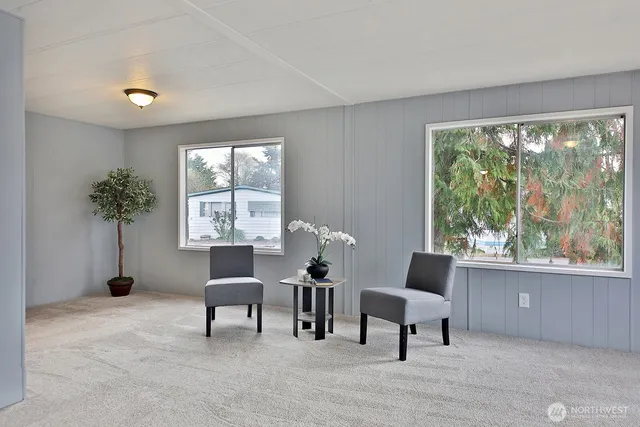 $95,000 | 700 Northwest Crosby Avenue, Unit 35, Oak Harbor, WA 98277