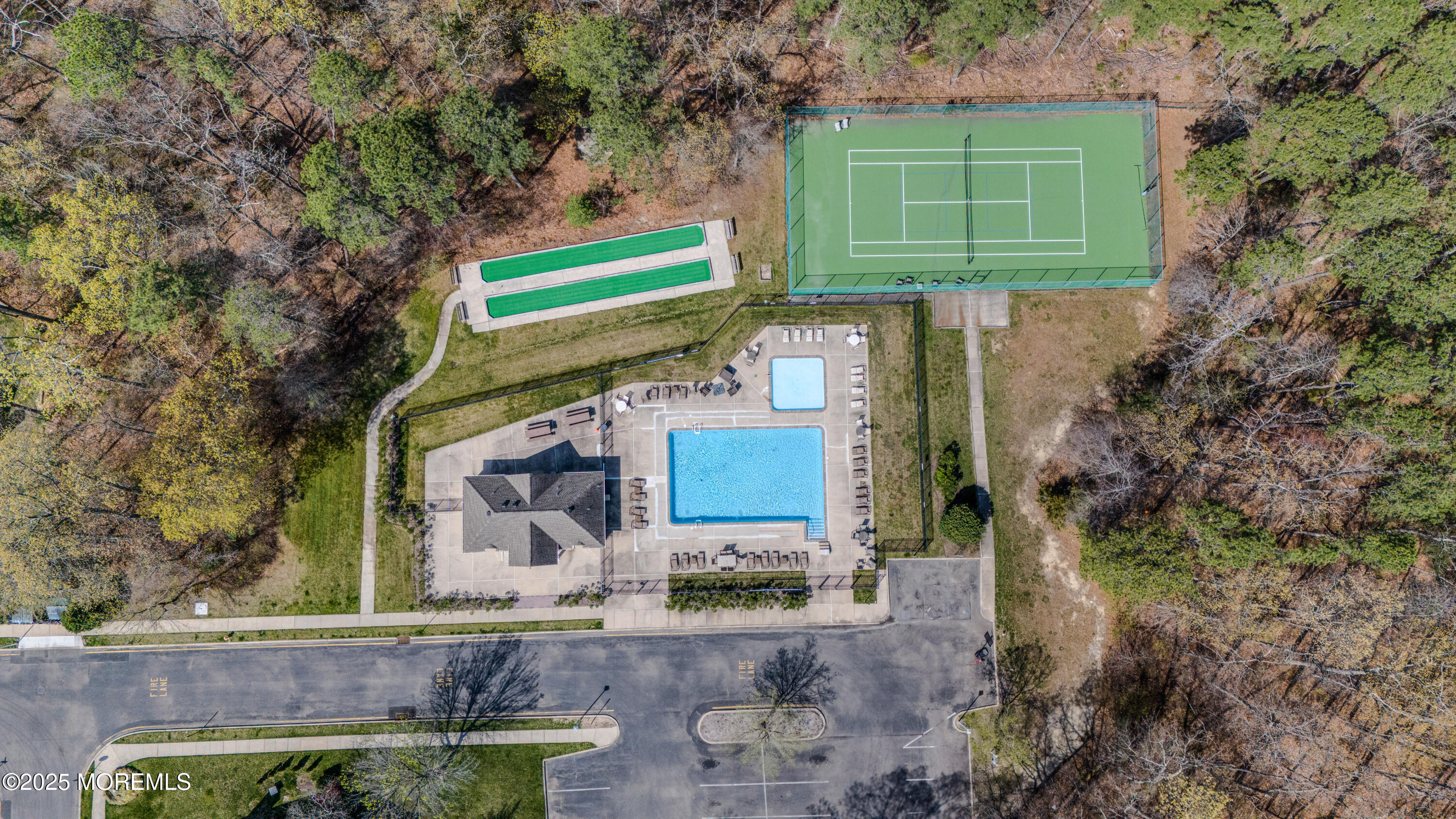 202 Iris Way Brick, NJ 08724 - Photo 27 of 28 DJI_20250424104121_0426_D (3)